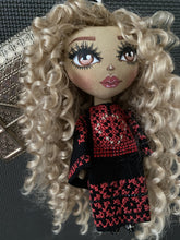 Load image into Gallery viewer, Lady of Bier Al Sabea E
